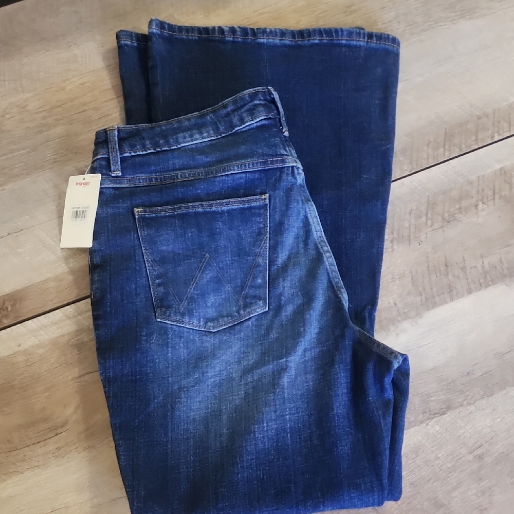 Wrangler High Rise Fierce Flare 32x30 Indigo Denim Jeans